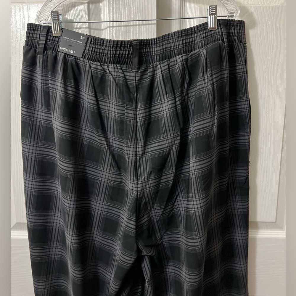Wide Leg High Rise pant - Picture 8 of 9